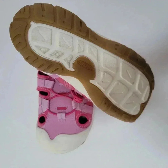 Keen Knotch Creek Magenta Waterproof Sandals Size 6 - Picture 4 of 5